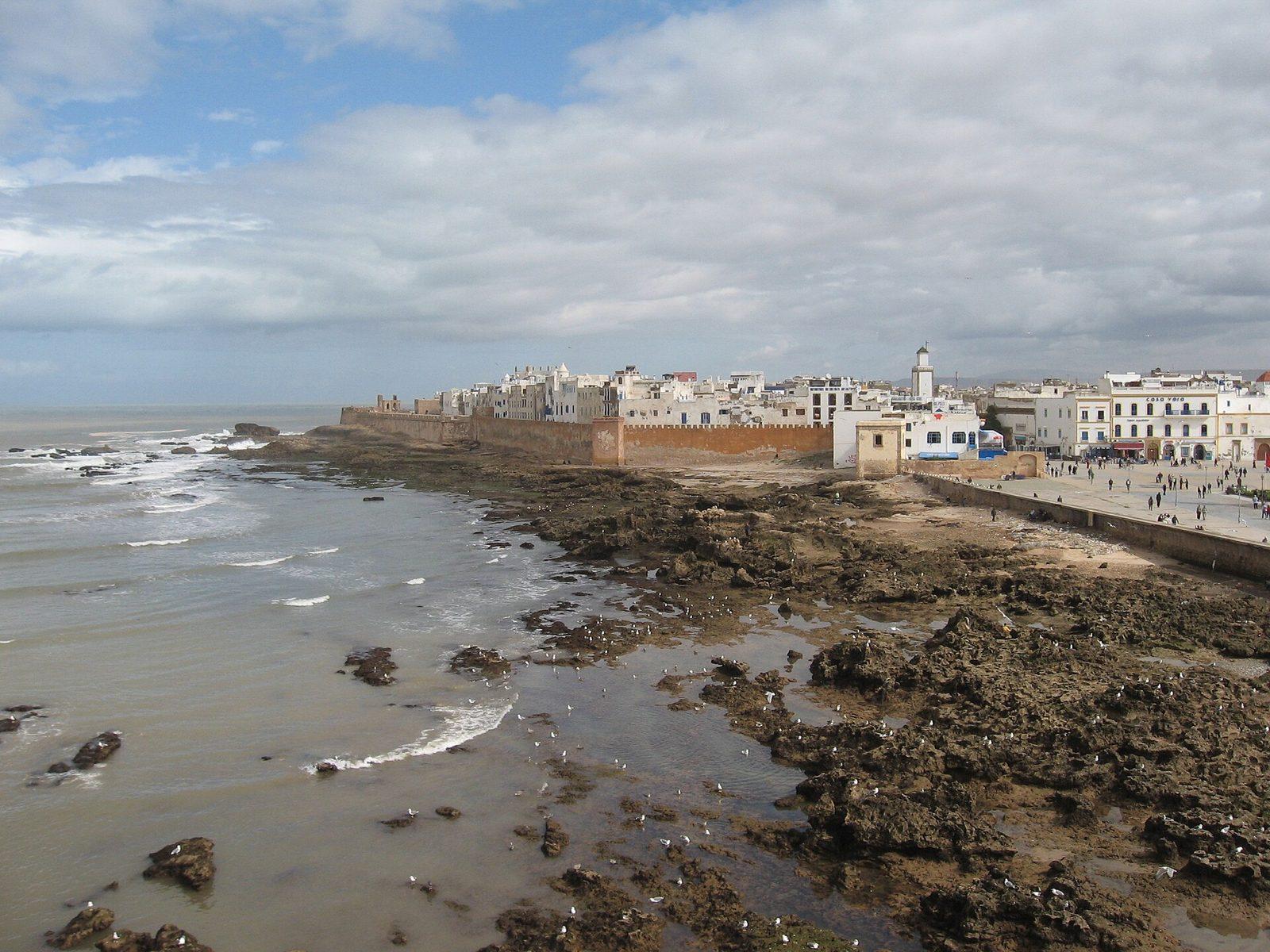 Stadswallen van Essaouira aan de Atlantische Oceaan